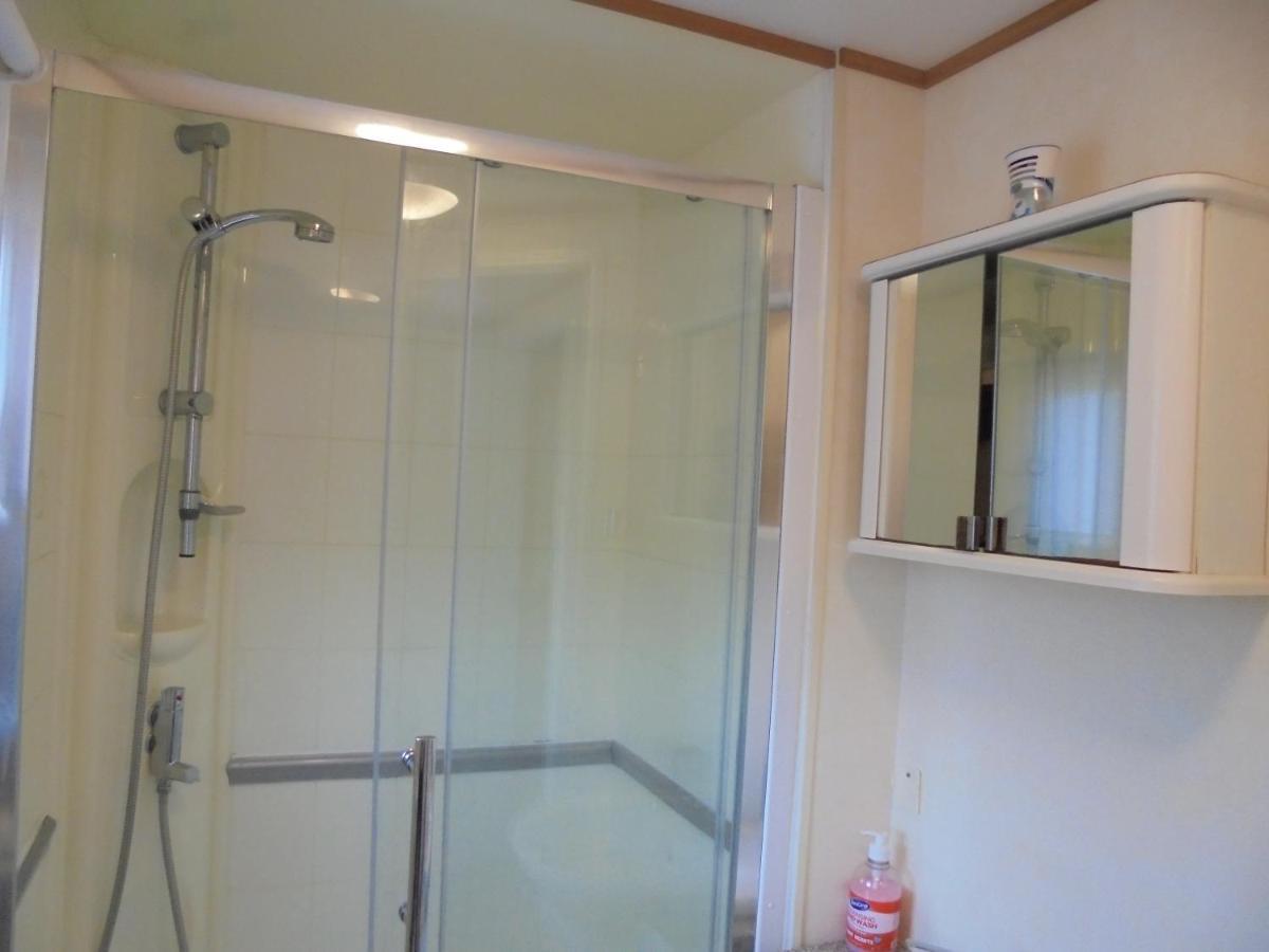 דירות אינגולדמלס 6 Berth Heated On The Chase Brisbane מראה חיצוני תמונה